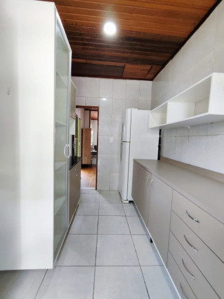 Imagem Casa com 4 Quartos à Venda, 192 m² em Redenção - Manaus