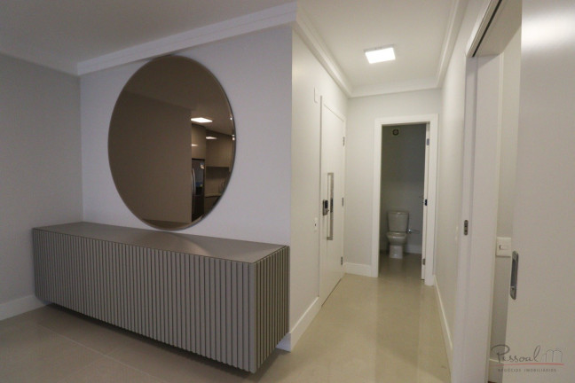Imagem Apartamento com 3 Quartos à Venda, 287 m² em Centro - Florianópolis Imagem Apartamento com 3 Quartos à Venda, 287 m² em Centro - Florianópolis