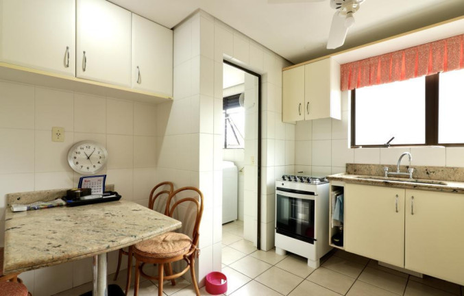 Imagem Apartamento com 3 Quartos à Venda, 148 m² em Petrópolis - Porto Alegre