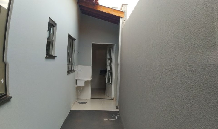 Imagem Imóvel com 3 Quartos à Venda, 70 m² em Parque Residencial Michael Licha - Londrina