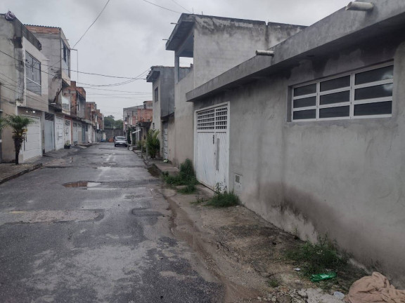 Imagem Casa com 2 Quartos à Venda, 99 m² em Jardim Miray - Itaquaquecetuba