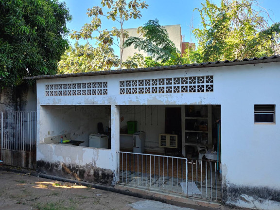 Imagem Sobrado com 5 Quartos à Venda, 1.490 m² em Quilombo - Cuiabá