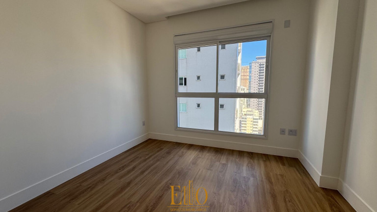 Imagem Apartamento com 4 Quartos à Venda, 197 m² em Meia Praia - Itapema Imagem Apartamento com 4 Quartos à Venda, 197 m² em Meia Praia - Itapema