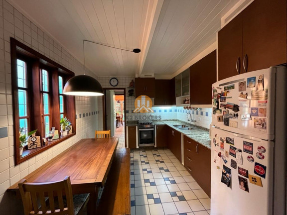 Imagem Casa com 3 Quartos à Venda, 189 m² em Santa Felicidade - Curitiba