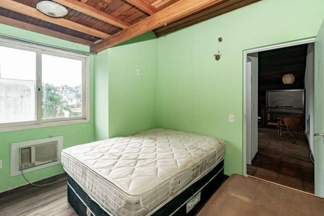 Imagem Cobertura com 3 Quartos à Venda, 134 m² em Santana - Porto Alegre