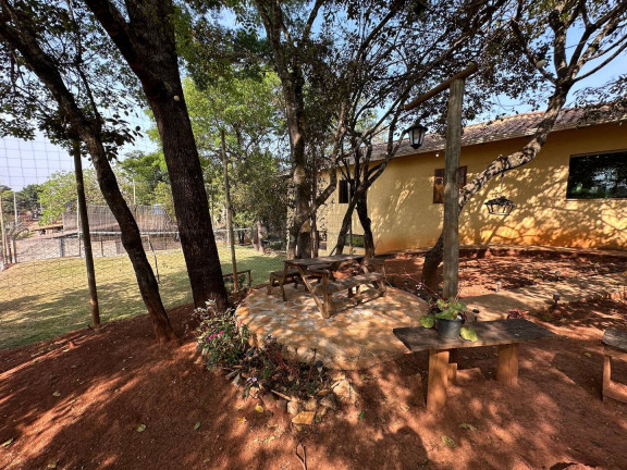 Imagem Chácara com 4 Quartos à Venda, 1.000 m² em Parque Do Lago - Itatiaiuçu