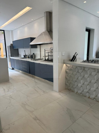 Imagem Imóvel com 4 Quartos à Venda, 347 m²