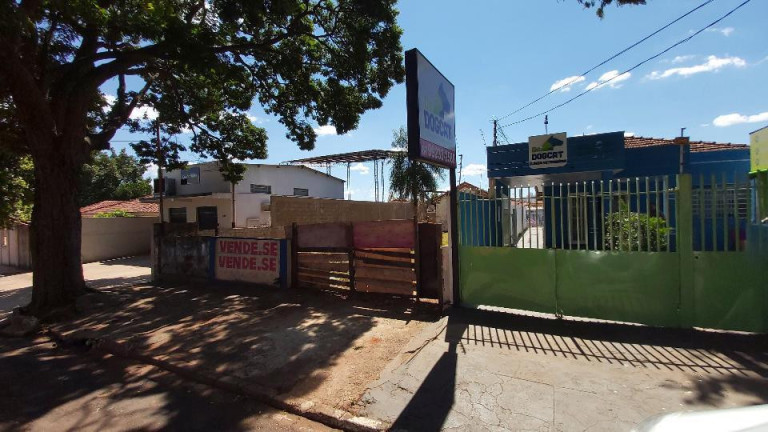 Imagem Terreno à Venda, 500 m² em Vila Carvalho - Campo Grande Imagem Terreno à Venda, 500 m² em Vila Carvalho - Campo Grande
