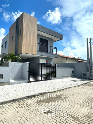 Imagem Sobrado com 3 Quartos à Venda, 120 m² em Ingleses Do Rio Vermelho - Florianópolis