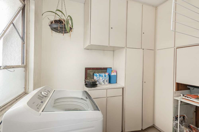 Imagem Imóvel com 2 Quartos à Venda, em Petrópolis - Porto Alegre Imagem Imóvel com 2 Quartos à Venda, em Petrópolis - Porto Alegre