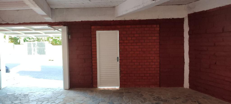 Imagem Casa com 3 Quartos à Venda, 310 m² em Vila Nova - Porto Alegre