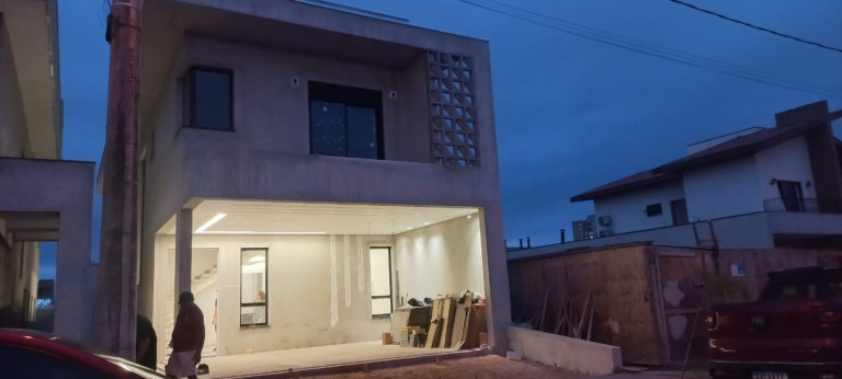 Imagem Sobrado com 3 Quartos à Venda, 213 m² em Jardim Jacinto - Jacareí Imagem Sobrado com 3 Quartos à Venda, 213 m² em Jardim Jacinto - Jacareí
