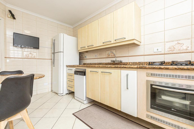 Imagem Sobrado com 4 Quartos à Venda, 206 m² em Santo Inácio - Curitiba Imagem Sobrado com 4 Quartos à Venda, 206 m² em Santo Inácio - Curitiba
