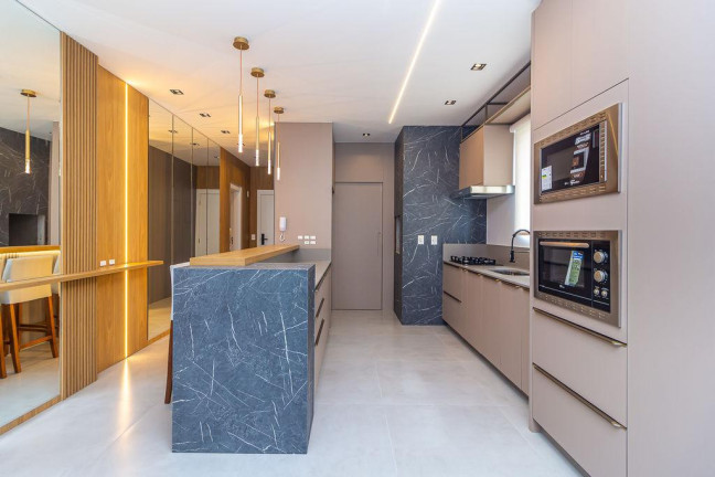 Imagem Apartamento com 3 Quartos à Venda, 126 m² em Pioneiros - Balneário Camboriú