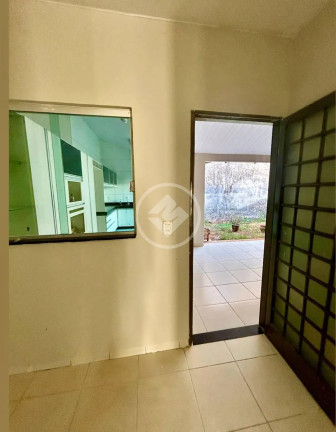 Imagem Casa com 3 Quartos à Venda, 190 m² em Residencial Flamingo - Goiânia Imagem Casa com 3 Quartos à Venda, 190 m² em Residencial Flamingo - Goiânia