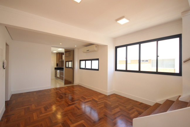 Imagem Imóvel com 3 Quartos à Venda, 314 m² em Moema Pássaros - São Paulo Imagem Imóvel com 3 Quartos à Venda, 314 m² em Moema Pássaros - São Paulo