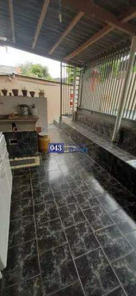 Imagem Casa com 3 Quartos à Venda, 120 m² em Santa Rita 1 - Londrina