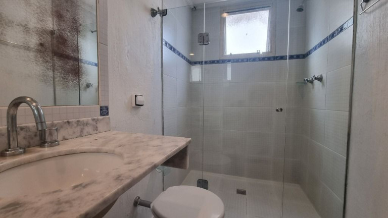 Imagem Cobertura com 2 Quartos à Venda ou Locação, 180 m² em Pitangueiras - Guarujá