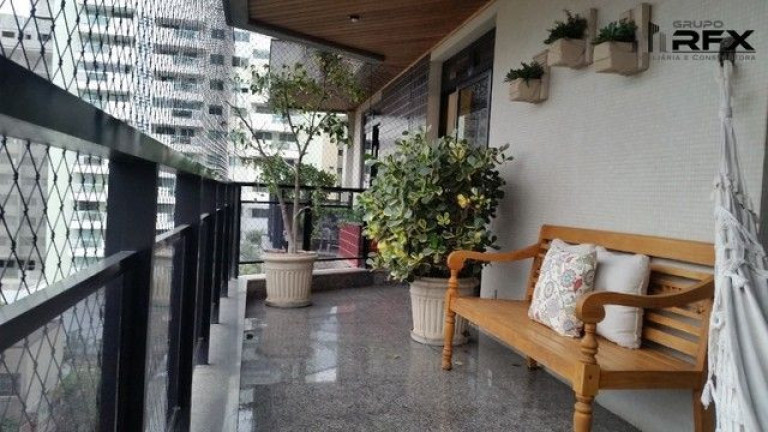 Foto do imóvel Apartamento com 3 Quartos à Venda, 215 m² em Santa Rosa - Niterói