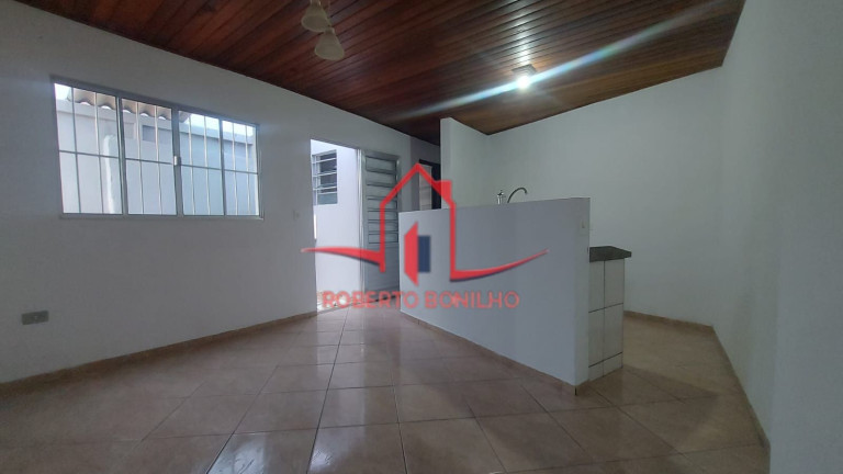 Casa com 2 Quartos para Alugar, 67 m² em Vila Sacadura Cabral - Santo André