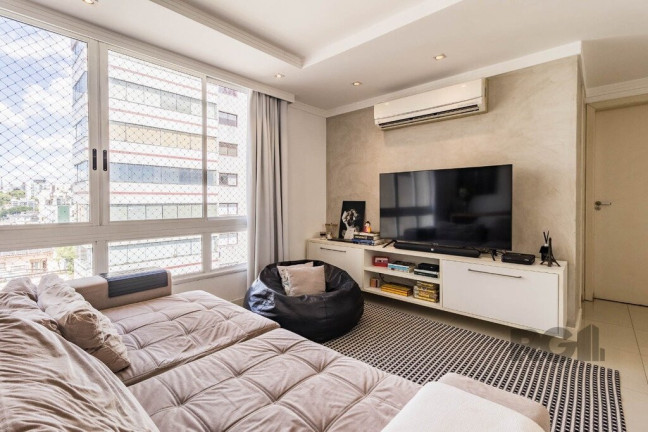 Imagem Apartamento com 1 Quarto à Venda, 55 m² em Petrópolis - Porto Alegre