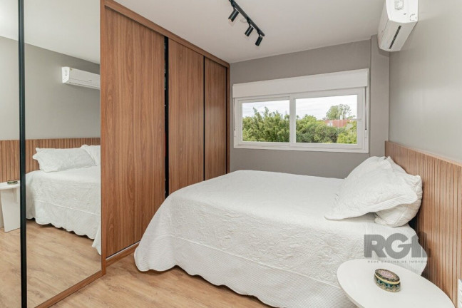 Imagem Apartamento com 3 Quartos à Venda, 76 m² em São João - Porto Alegre
