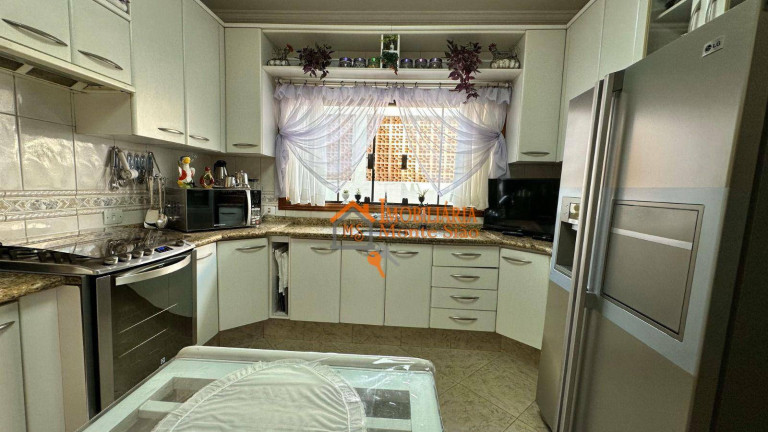 Imagem Casa com 4 Quartos à Venda, 220 m² em Jardim Santa Clara - Guarulhos Imagem Casa com 4 Quartos à Venda, 220 m² em Jardim Santa Clara - Guarulhos