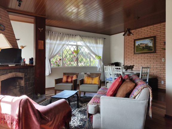 Imagem Casa com 4 Quartos à Venda, 170 m² em Condomínio Colinas Do Sol - Campos Do Jordão Imagem Casa com 4 Quartos à Venda, 170 m² em Condomínio Colinas Do Sol - Campos Do Jordão