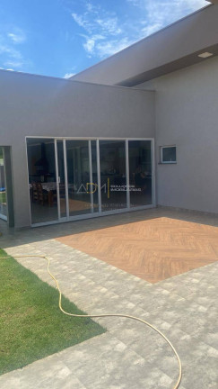 Imagem Casa com 3 Quartos à Venda, 1.000 m² em Residencial Parque Laguna - Botucatu