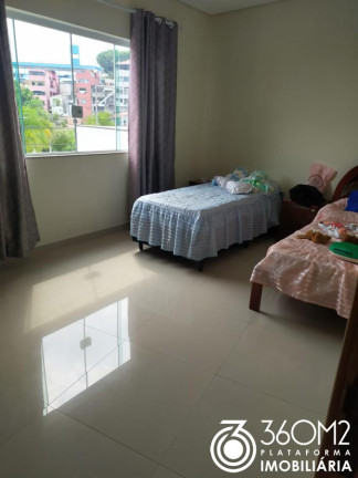 Imagem Casa com 3 Quartos à Venda, 252 m² em Jardim Marek - Santo André Imagem Casa com 3 Quartos à Venda, 252 m² em Jardim Marek - Santo André