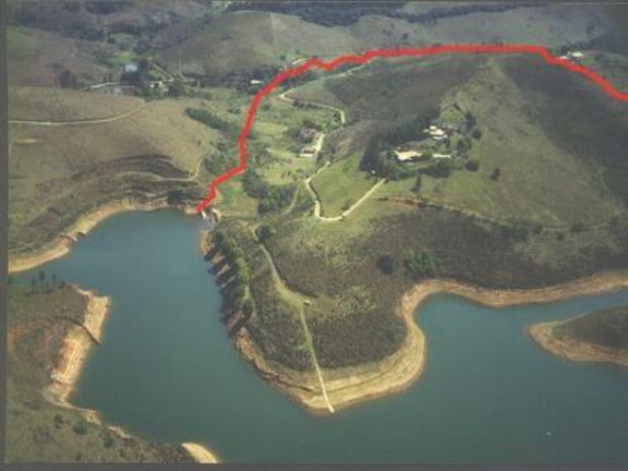 Imagem Imóvel com 3 Quartos à Venda, 300.000 m² em Rio Abaixo - Jacareí