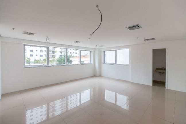 Sala Comercial à Venda, 46 m² em Santana - São Paulo
