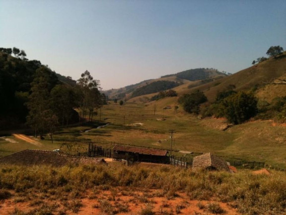 Imagem Fazenda à Venda, 100 m² em Vila Rica - Cunha Imagem Fazenda à Venda, 100 m² em Vila Rica - Cunha