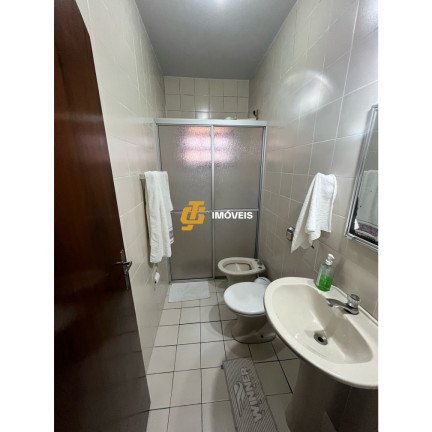 Imagem Casa com 3 Quartos para Alugar, em Centro - Balneário Camboriú Imagem Casa com 3 Quartos para Alugar, em Centro - Balneário Camboriú
