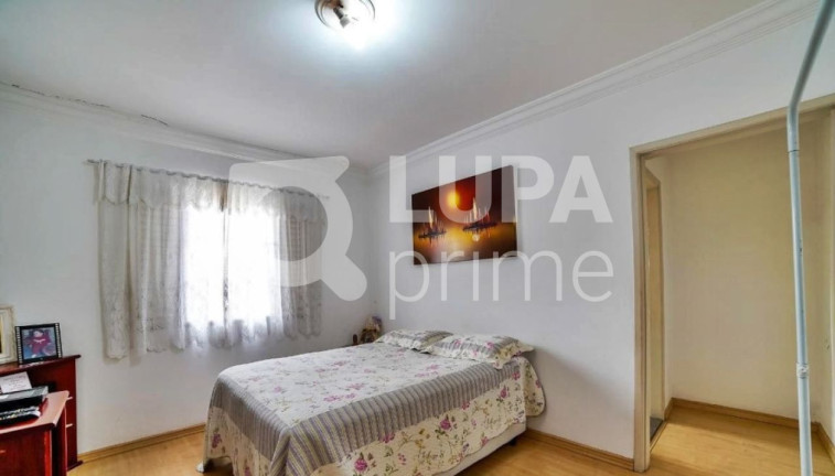 Imagem Casa com 6 Quartos à Venda, 220 m² em Vila Guilherme - São Paulo Imagem Casa com 6 Quartos à Venda, 220 m² em Vila Guilherme - São Paulo