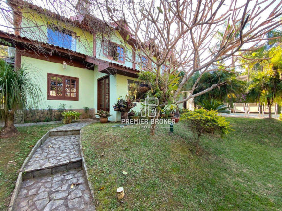 Imagem Casa com 4 Quartos à Venda, 235 m² em Albuquerque - Teresópolis Imagem Casa com 4 Quartos à Venda, 235 m² em Albuquerque - Teresópolis