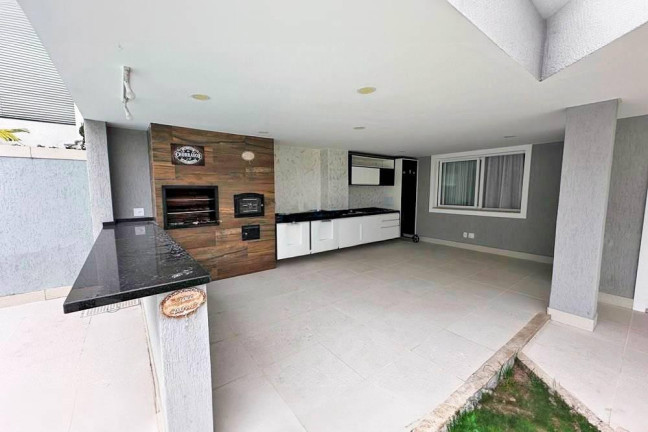 Imagem Casa de Condomínio com 6 Quartos para Alugar, 550 m² em Barra Da Tijuca - Rio De Janeiro Imagem Casa de Condomínio com 6 Quartos para Alugar, 550 m² em Barra Da Tijuca - Rio De Janeiro