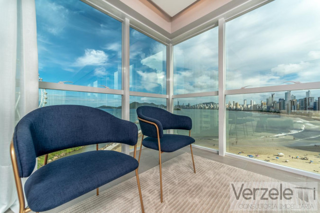 Imagem Apartamento com 4 Quartos à Venda, 282 m² em Pioneiros - Balneário Camboriú Imagem Apartamento com 4 Quartos à Venda, 282 m² em Pioneiros - Balneário Camboriú