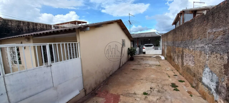 Imagem Casa com 2 Quartos à Venda, 200 m² em Taguatinga Norte (taguatinga) - Brasília