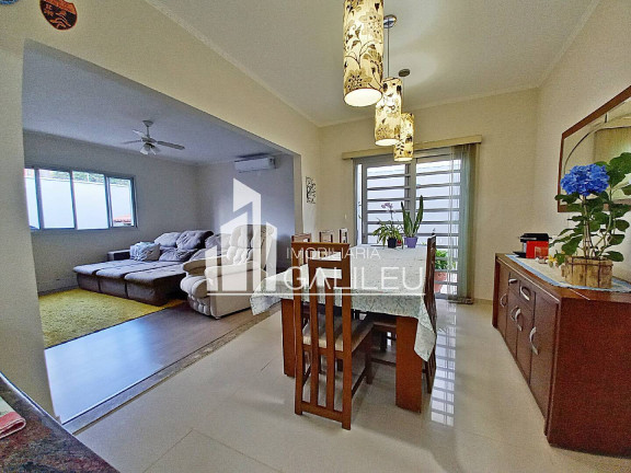 Imagem Casa com 3 Quartos à Venda, 179 m² em Jardim Santa Genebra - Campinas Imagem Casa com 3 Quartos à Venda, 179 m² em Jardim Santa Genebra - Campinas