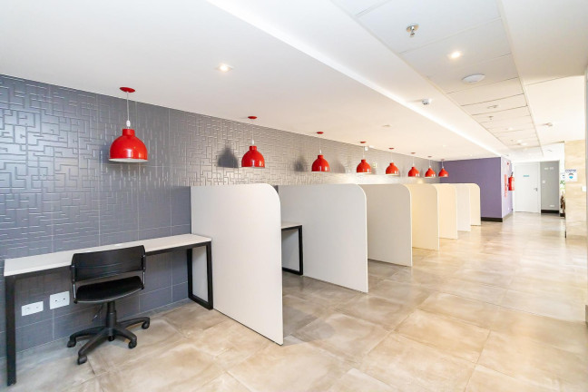 Imagem Kitnet com 1 Quarto à Venda, 32 m² em Centro - Curitiba Imagem Kitnet com 1 Quarto à Venda, 32 m² em Centro - Curitiba