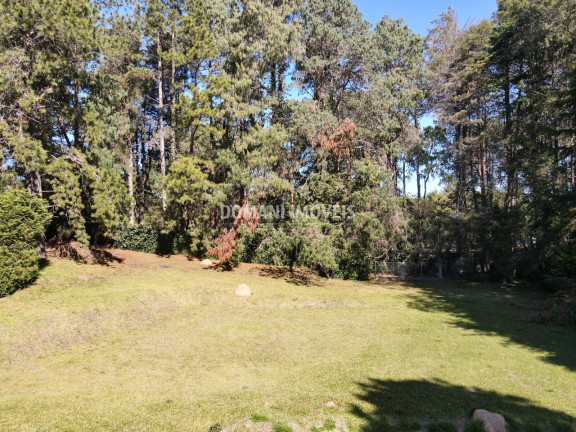 Imagem Terreno à Venda, 1.070 m² em Região Do Alto Da Boa Vista - Campos Do Jordão Imagem Terreno à Venda, 1.070 m² em Região Do Alto Da Boa Vista - Campos Do Jordão