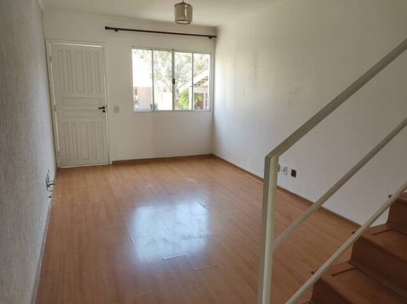 Imagem Casa com 2 Quartos para Alugar, 69 m² em Granja Viana - Cotia