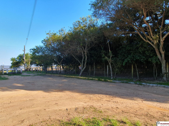 Terreno à Venda, 600 m² em Santo Antônio - Tapes