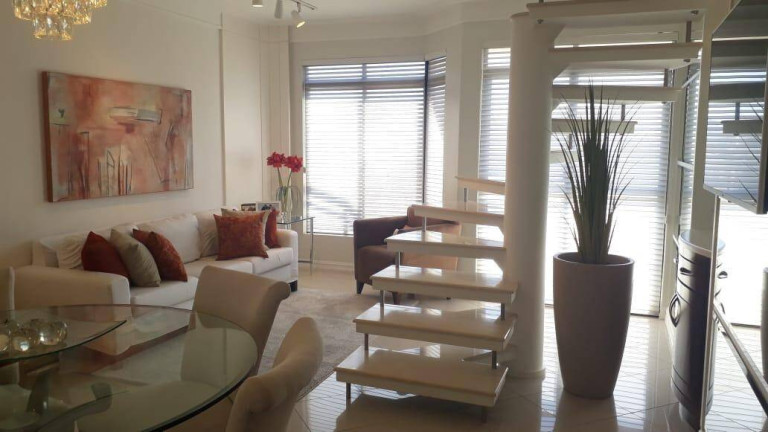 Imagem Apartamento com 3 Quartos à Venda, 203 m² em Centro - Florianópolis Imagem Apartamento com 3 Quartos à Venda, 203 m² em Centro - Florianópolis