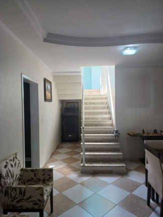 Imagem Sobrado com 3 Quartos à Venda, 288 m² em Jardim Altos De Suzano - Suzano Imagem Sobrado com 3 Quartos à Venda, 288 m² em Jardim Altos De Suzano - Suzano
