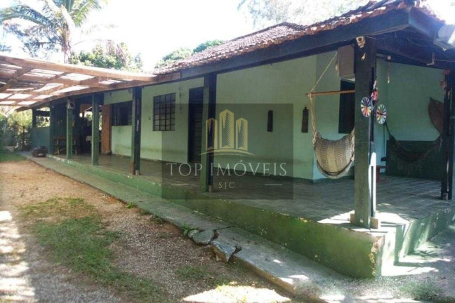 Chácara com 4 Quartos à Venda, 350 m² em Vila Paiva - São José Dos Campos