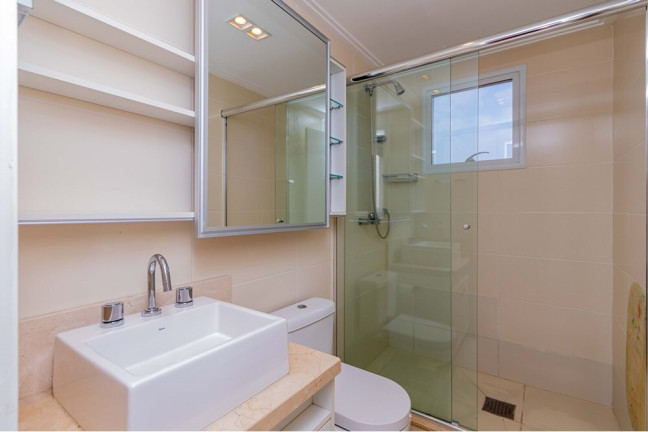 Imagem Apartamento com 3 Quartos à Venda, 146 m² em Jardim Europa - Porto Alegre Imagem Apartamento com 3 Quartos à Venda, 146 m² em Jardim Europa - Porto Alegre