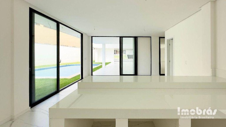 Imagem Casa com 5 Quartos à Venda, 705 m² em Condomínio Alphaville Fortaleza Residencial - Eusébio Imagem Casa com 5 Quartos à Venda, 705 m² em Condomínio Alphaville Fortaleza Residencial - Eusébio