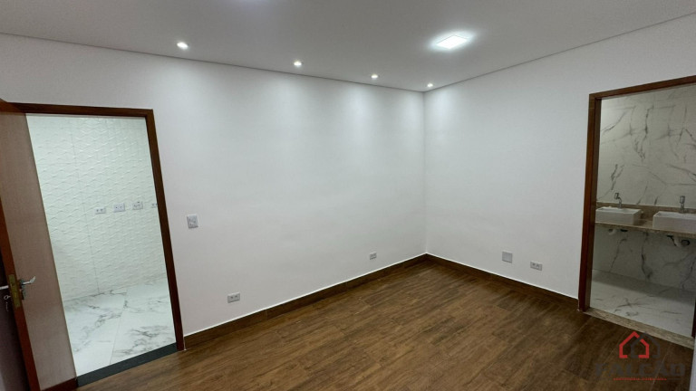Imagem Casa com 3 Quartos à Venda, 180 m² em Aparecida - Santos Imagem Casa com 3 Quartos à Venda, 180 m² em Aparecida - Santos